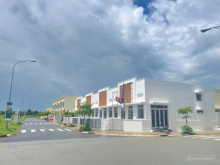 Nhà và đất trong kcn Phước Đông chỉ 1,2 tỷ, sổ đã hoàn công cho thuê ngay