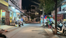 Bán nhà mặt tiền Trần Bá Giao ngang 5m 85m2 tiện xây CHDV KD sầm uất 9.3 tỷ