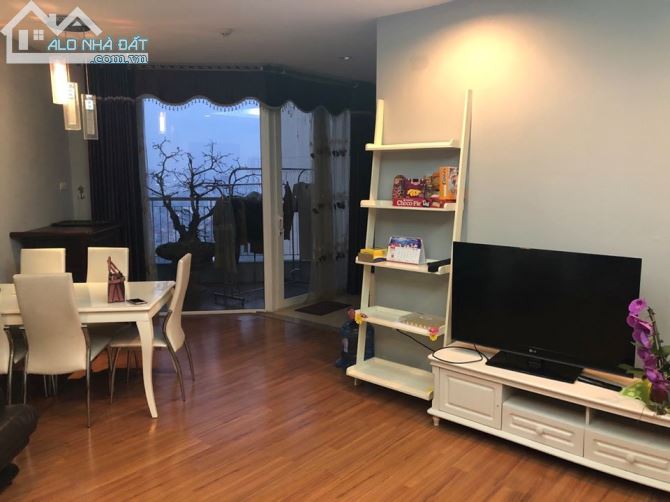 Cho thuê căn hộ 3pn Xuân Thủy đủ đồ mới đẹp như ảnh chỉ 11tr/tháng LH Mr Thanh (Tin Hết Hạn) 