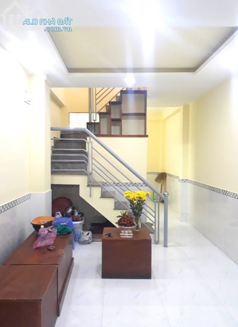 Cho thuê nhà hẻm 3m Phạm Văn Chiêu , 1 lầu , 3.2*10 , 2PN , 7 triệu / tháng (Tin Hết Hạn) 